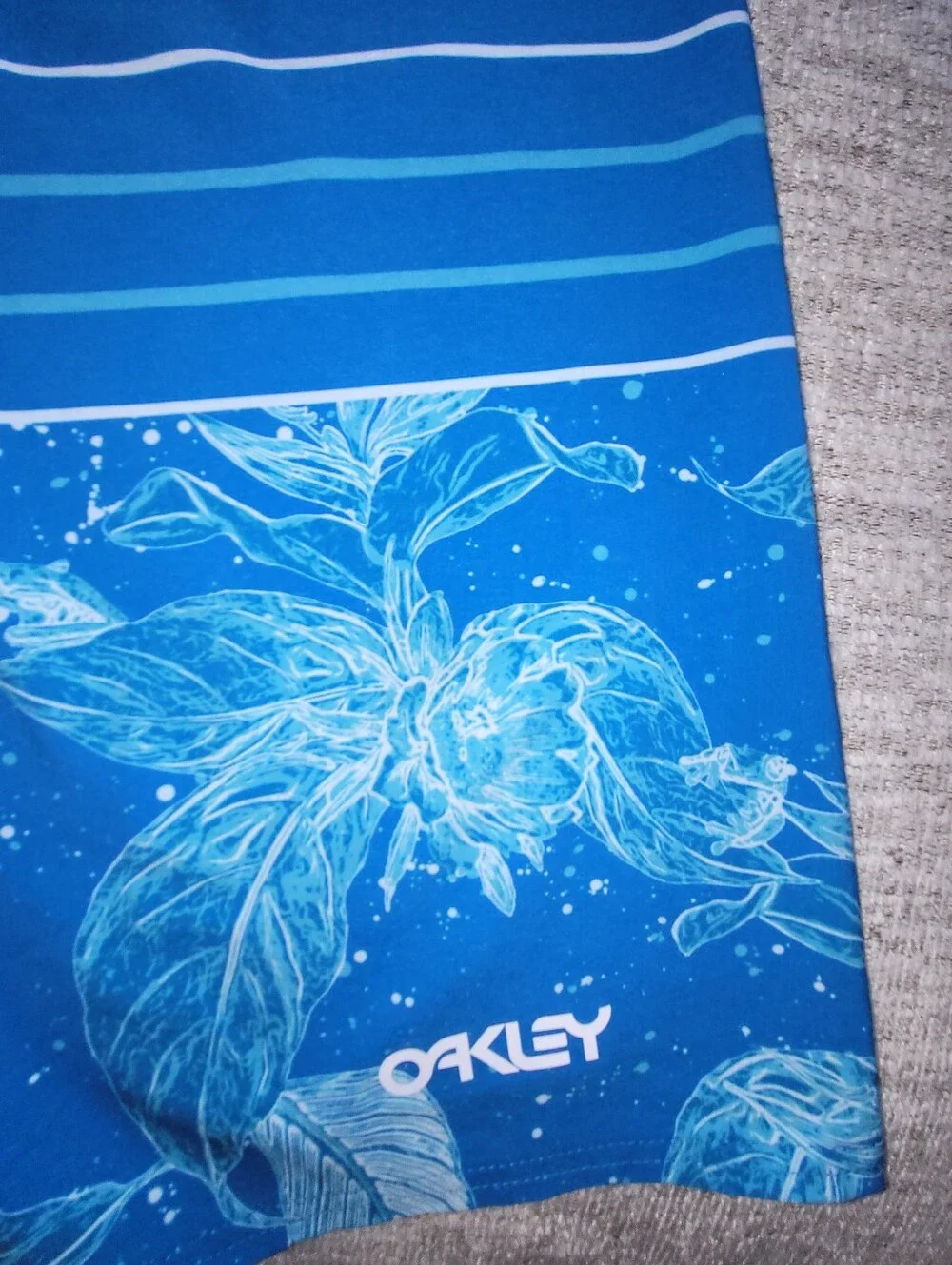 (NWOT) Oakley Retro Split 21 Boardshort